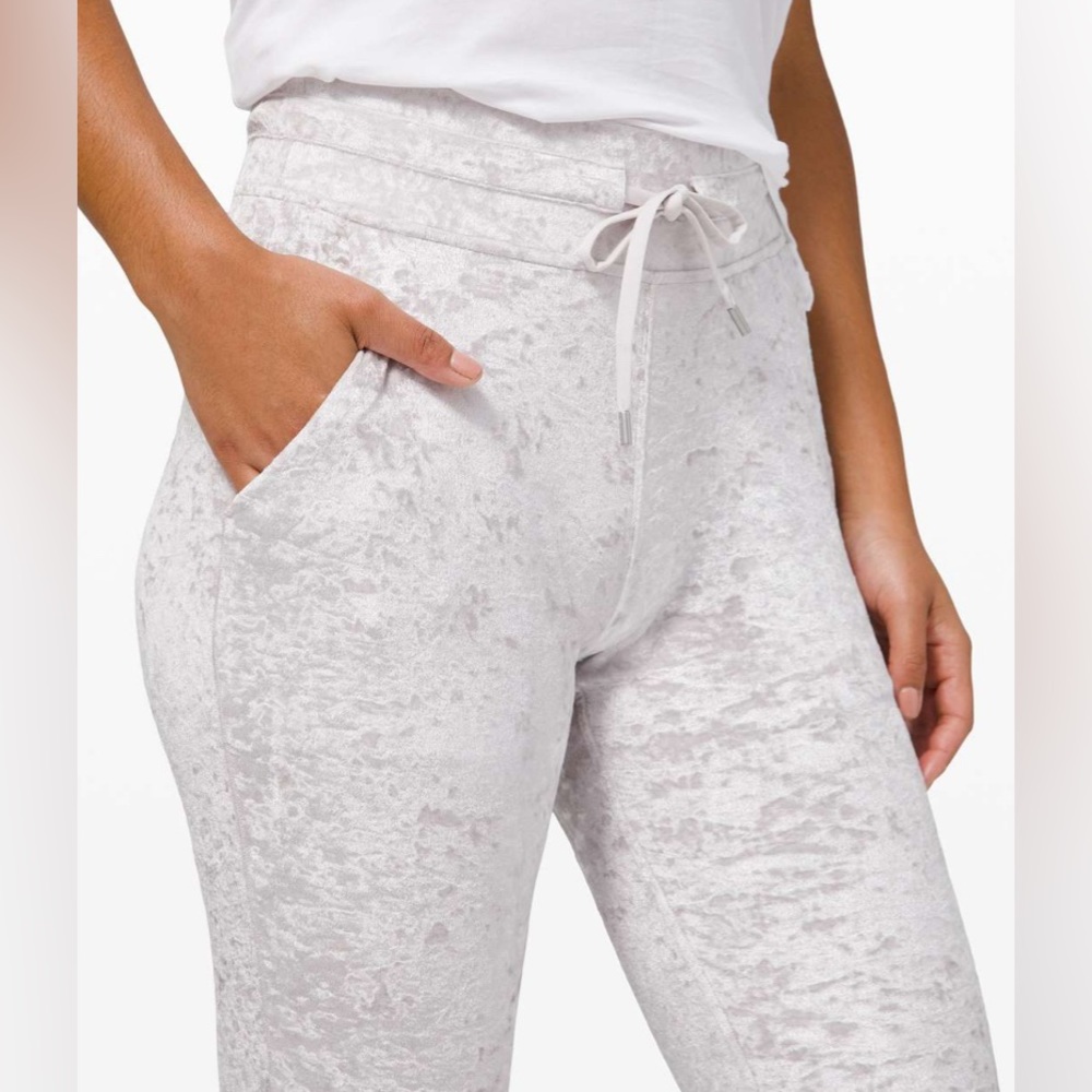 Lululemon Ready To Crush Jogger Chrome